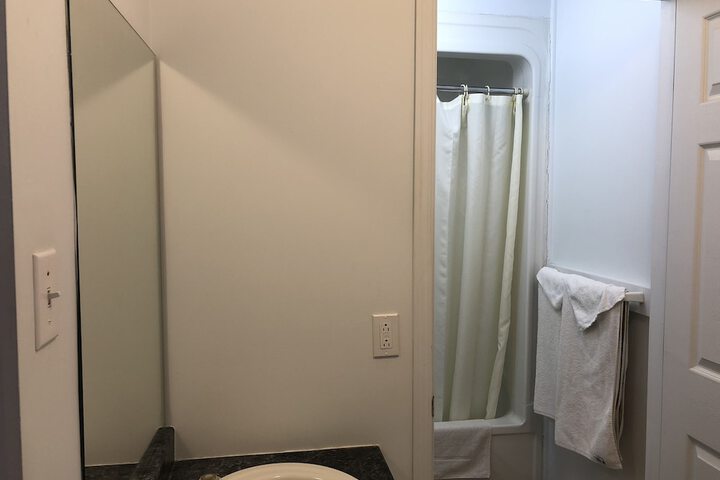 Room 30 of 39