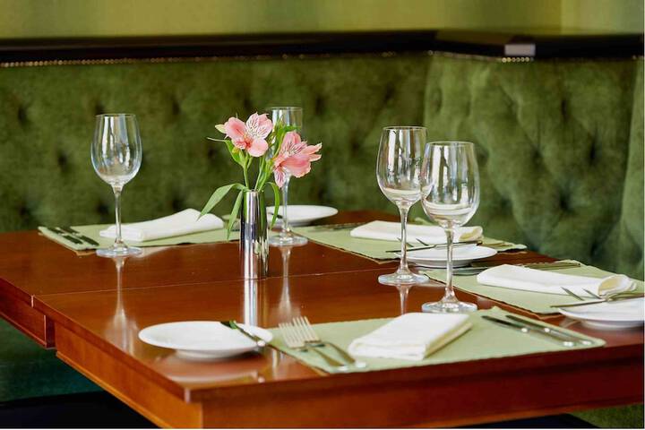 Dining 97 of 127