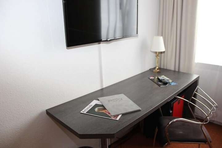 Room 22 of 31