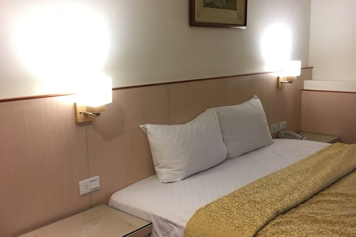 Room 15 of 71