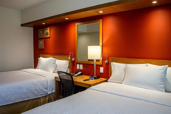Room 7 of 36