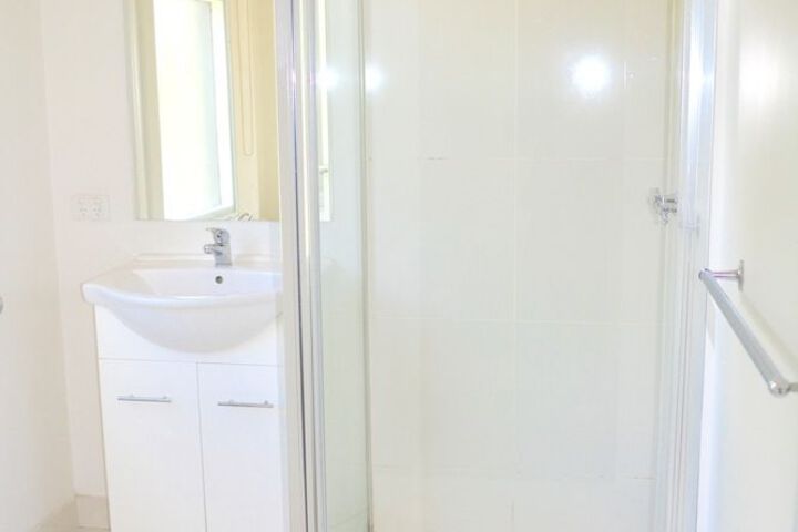 Room 20 of 28