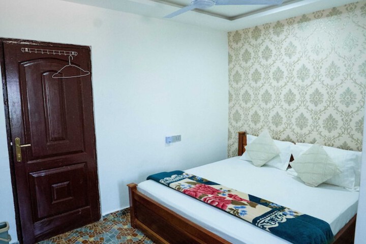 Room 15 of 41