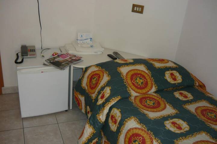 Room 11 of 66