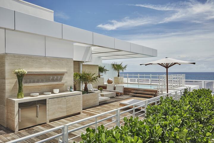 Rooftop terrace