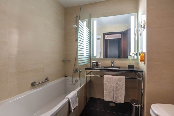 Bathroom Interior Photo