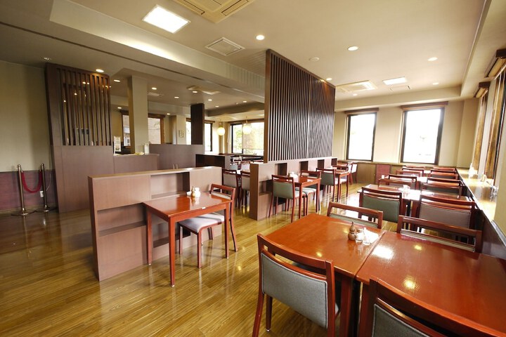 Dining Photos