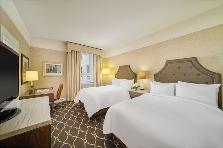 Room 46 of 104