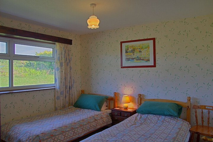 Room 2 of 12