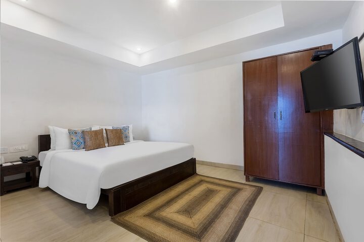 Room 17 of 61
