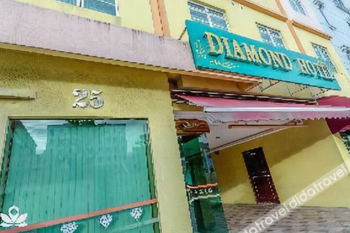 Hotel Entry