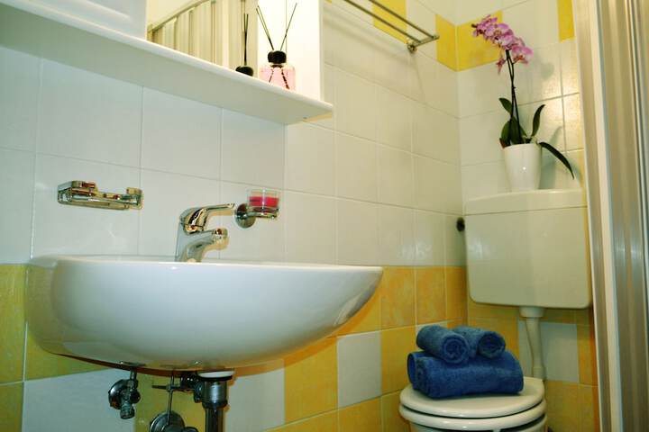 Room 20 of 46