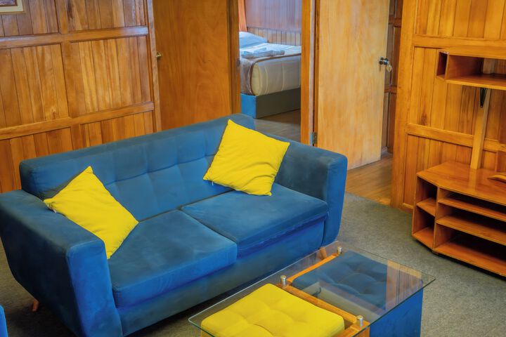 Room 10 of 64