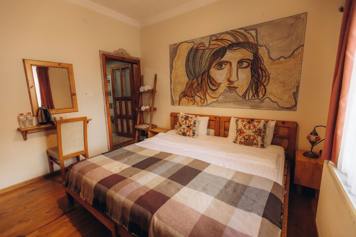 Room 17 of 39