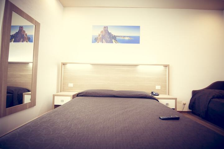 Room 21 of 85
