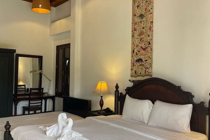 Room 52 of 277