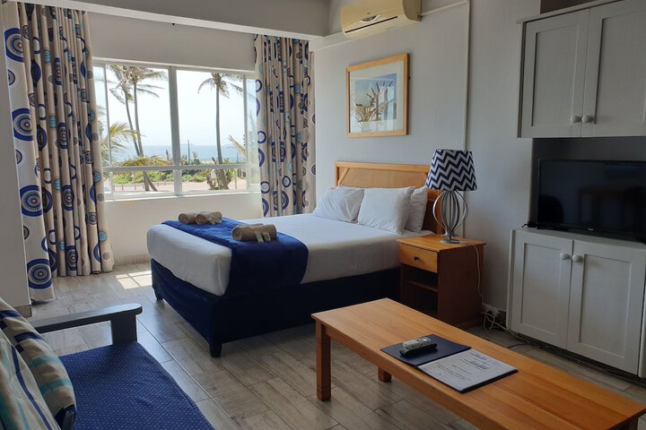 Room 4 of 42