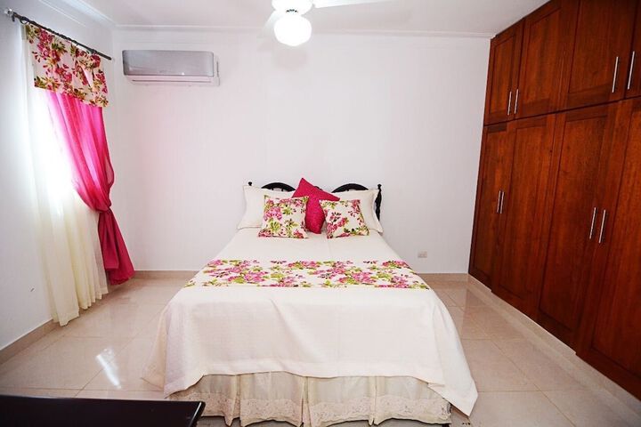 Room 7 of 26