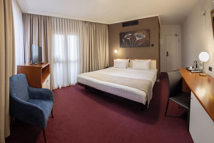 Room 39 of 129