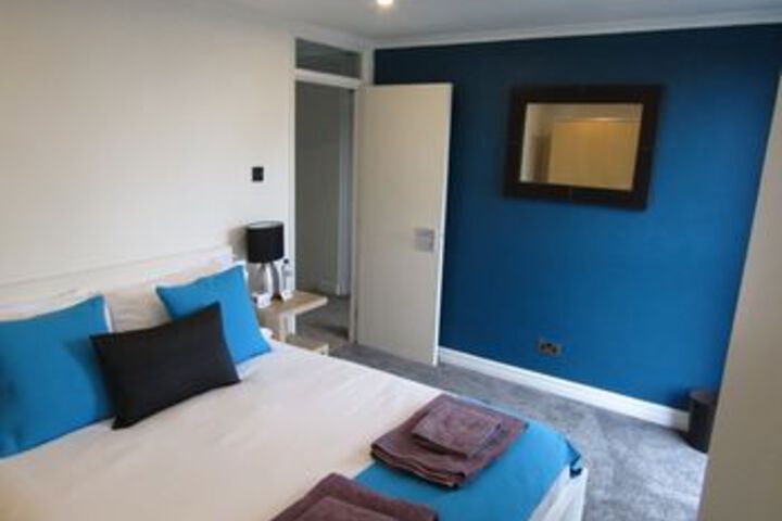 Room 10 of 21