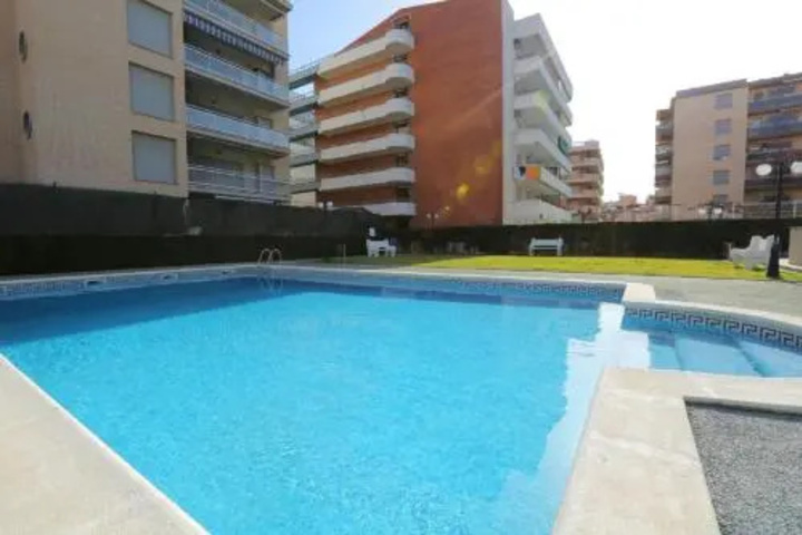Pool 12 of 17