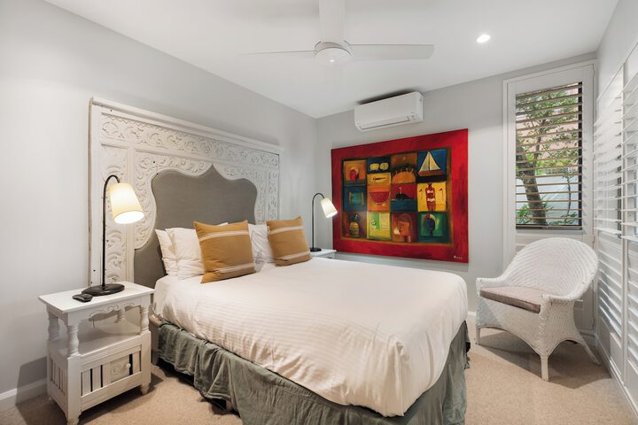 Room 13 of 73