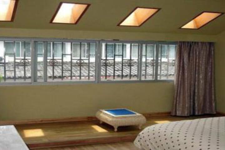 Yangshuo Jiahe Holiday Inn