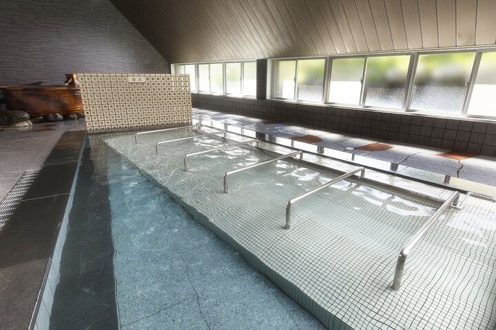 Spa 16 of 38