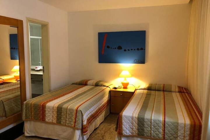 Room 21 of 47
