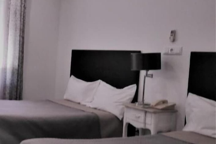 Room 19 of 40