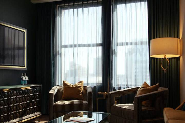 Hotel Interior 5 of 64