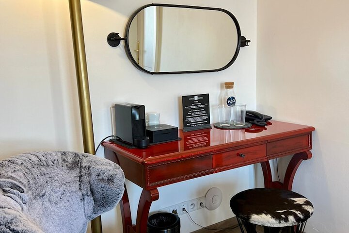 Room 14 of 39