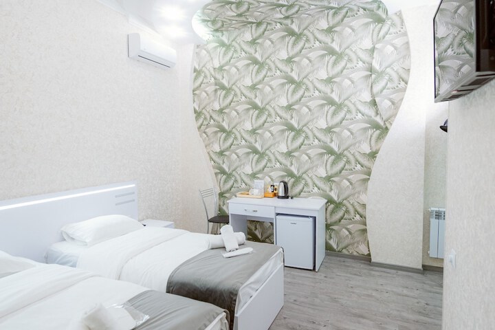 Room 50 of 77