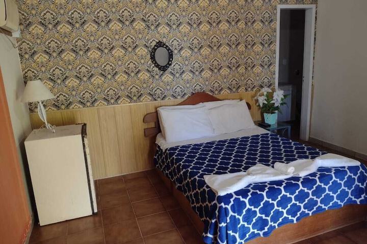 Room 16 of 47
