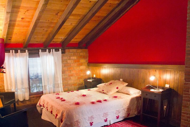 Room 9 of 54