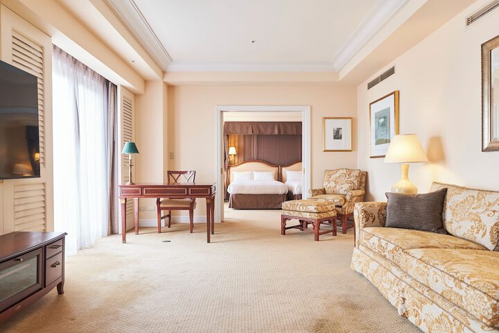 Room 6 of 95