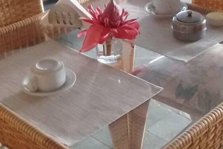 Breakfast/Coffee Service 9 of 22