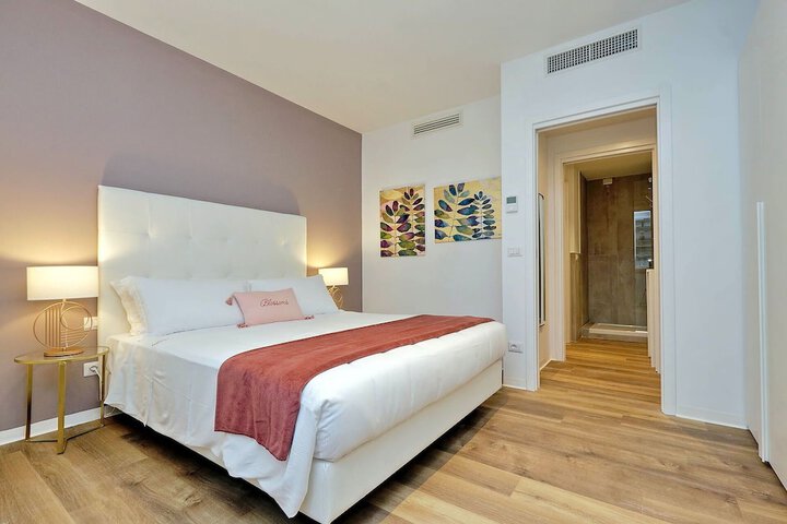 Room 41 of 195