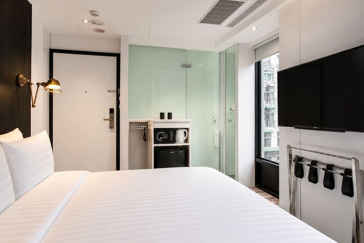 Room 36 of 59