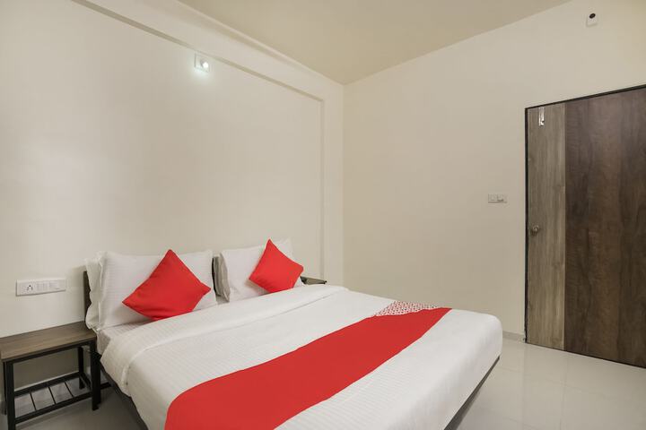 Room 15 of 21