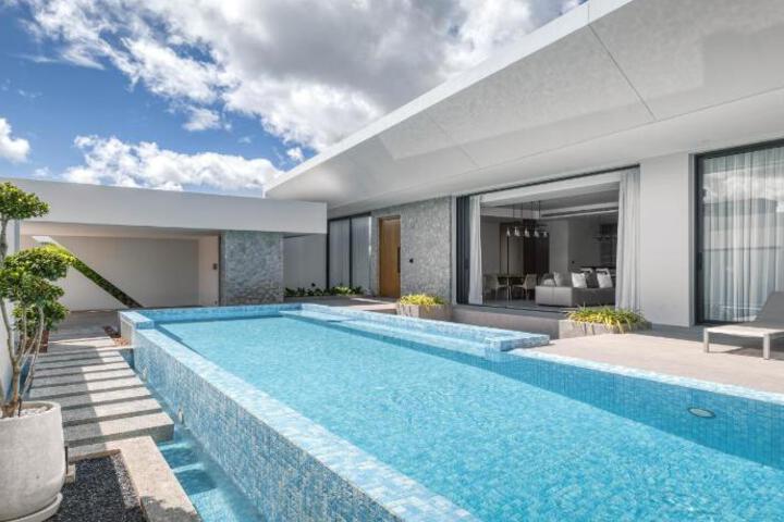 Standard Suite