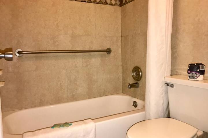 Room 21 of 26