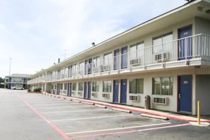 Photo of Knights Inn Texarkana