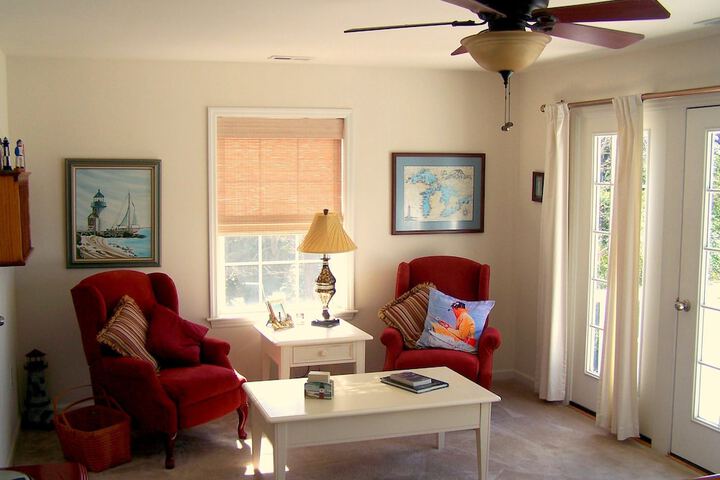 Room 8 of 27