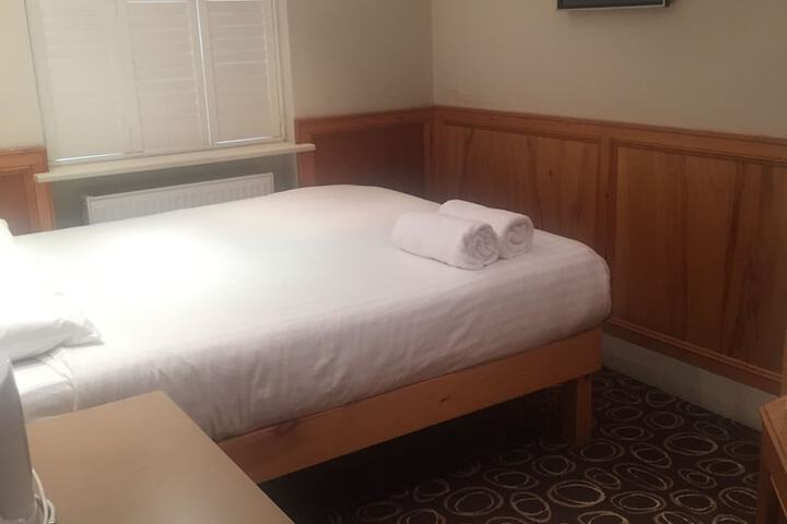 Room 45 of 71