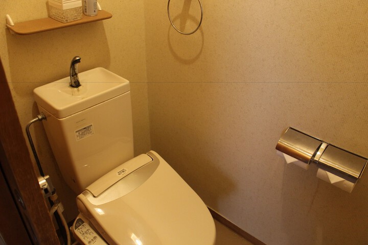 Room 15 of 35