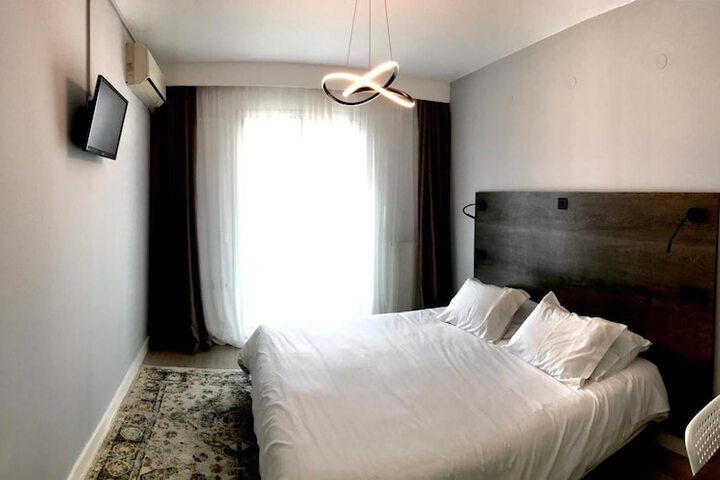 Room 4 of 21