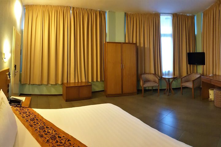 Room 20 of 59