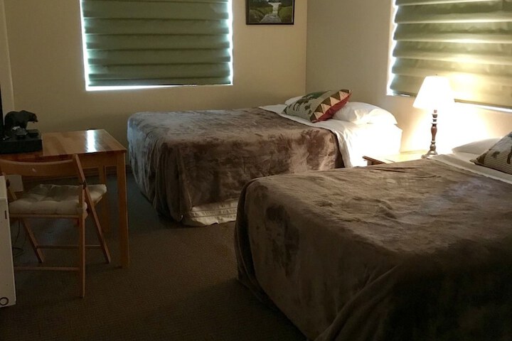 Room 11 of 50