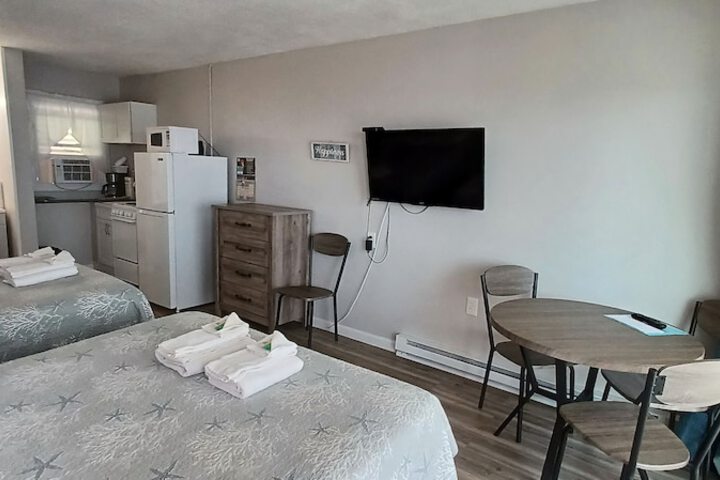 Room 20 of 77